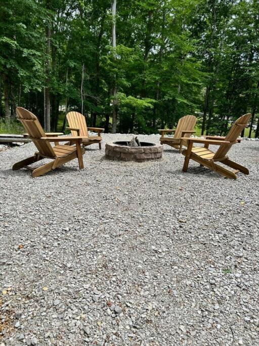 Villa Sugar Bear Cabin With Boat Parking 5 Mins To State Park & Golf Burkesville Exterior foto